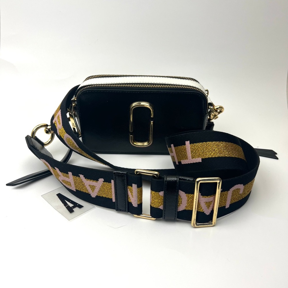 MARC JACOBS The Snapshot Leather Crossbody Bag